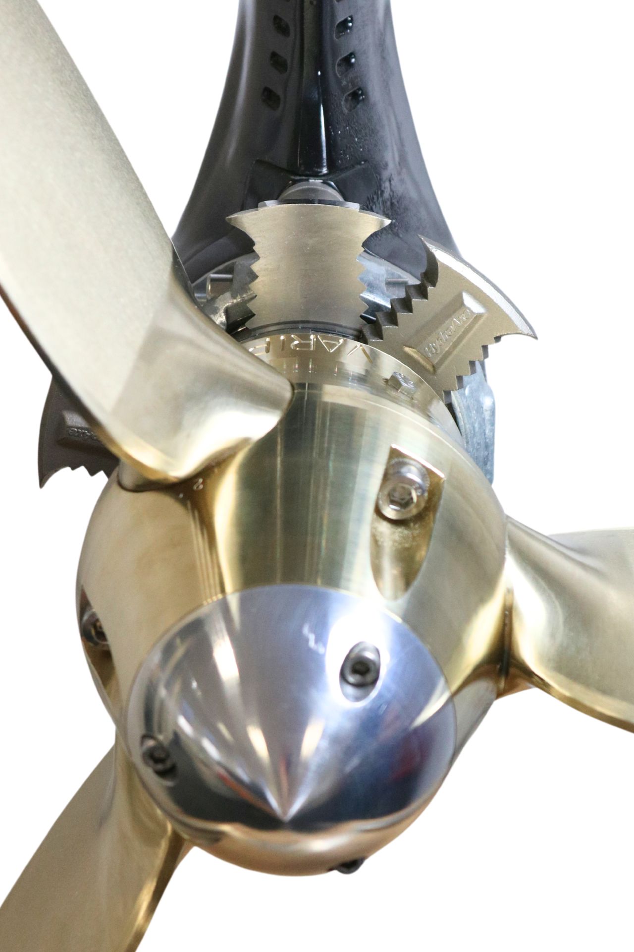 HydroAxe Tauschneider für Saildrives – Schutz für Propeller